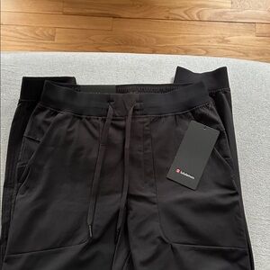 NWT - Lululemon Men’s ABC Jogger - Black